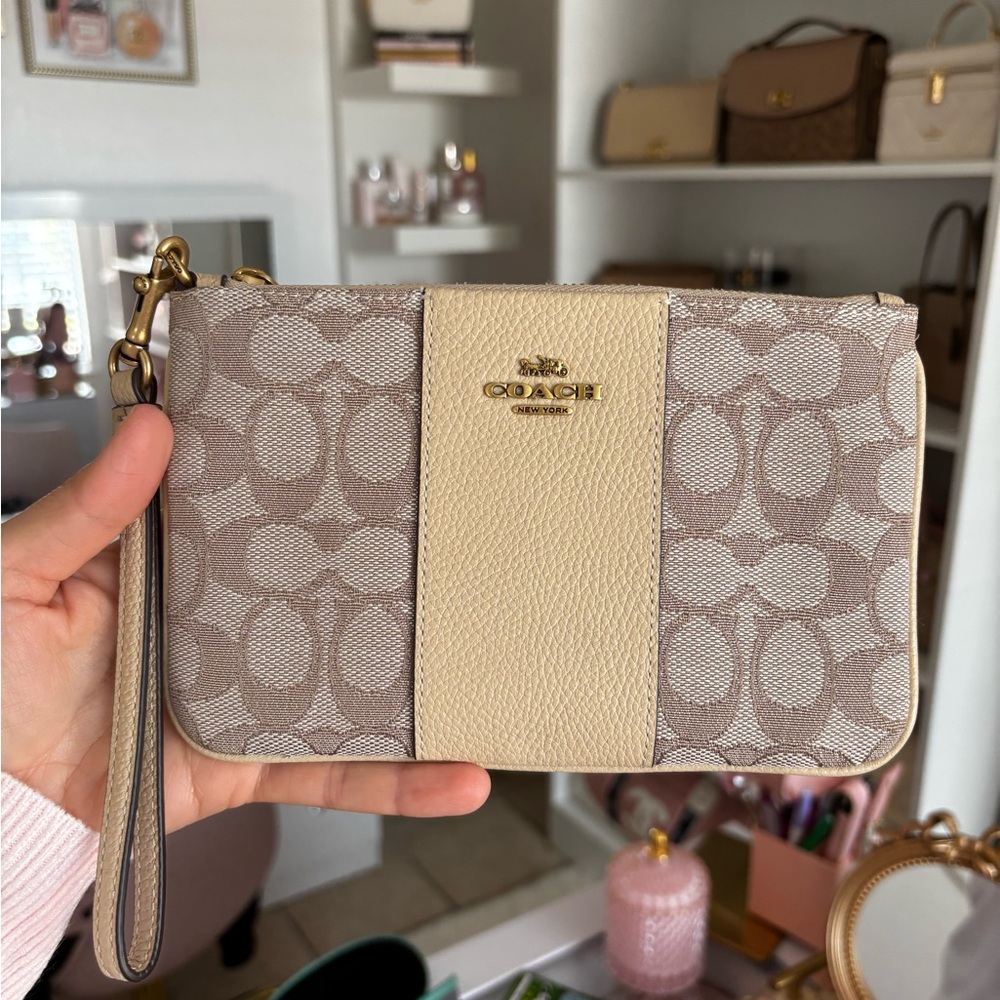 Coach wristlet